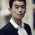 朱亚文