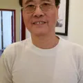 杨卫
